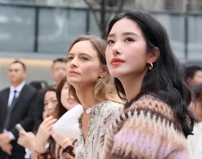 黄磊转型拒下厨,全员转型做戏剧,《向往的生活》脱离慢综艺初心