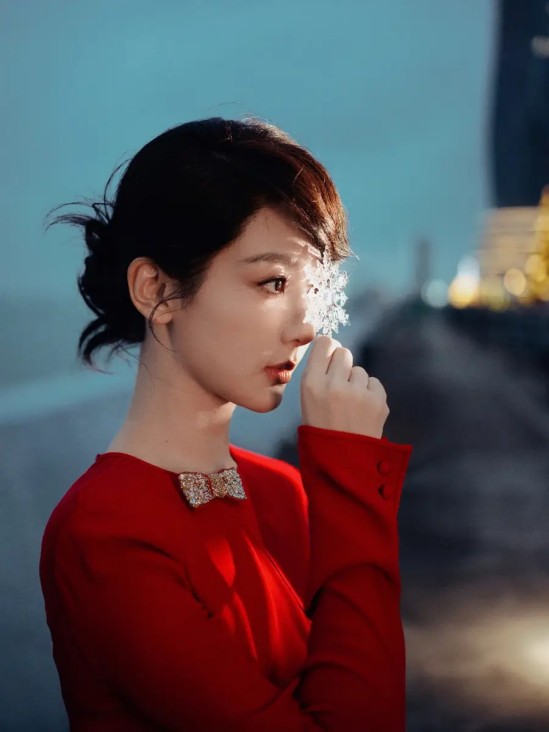 韩国国民影帝安圣基去世！李在明李英爱金惠秀等悼念