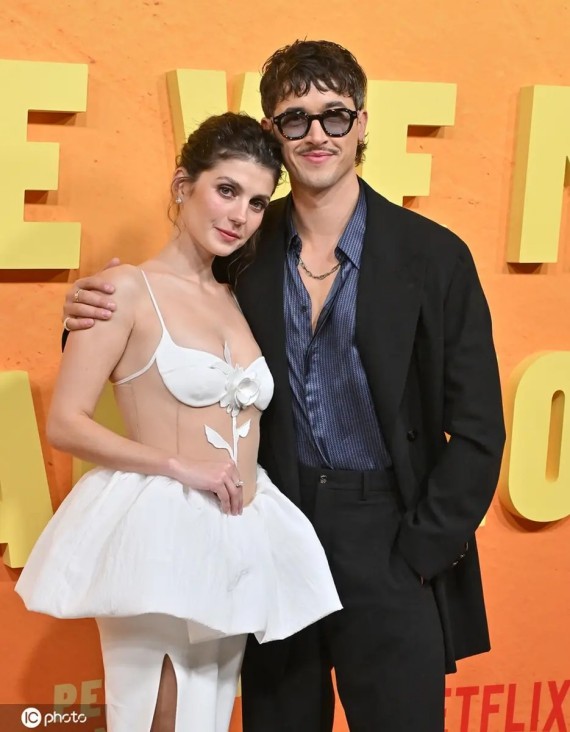 TVB前知名男星近况曝光！难得享受亲子乐，传因做不成男主角离巢