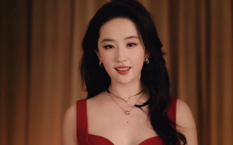 痛心！TVB演员游飙脑出血离世，享年57岁，留下8岁女儿生活艰难